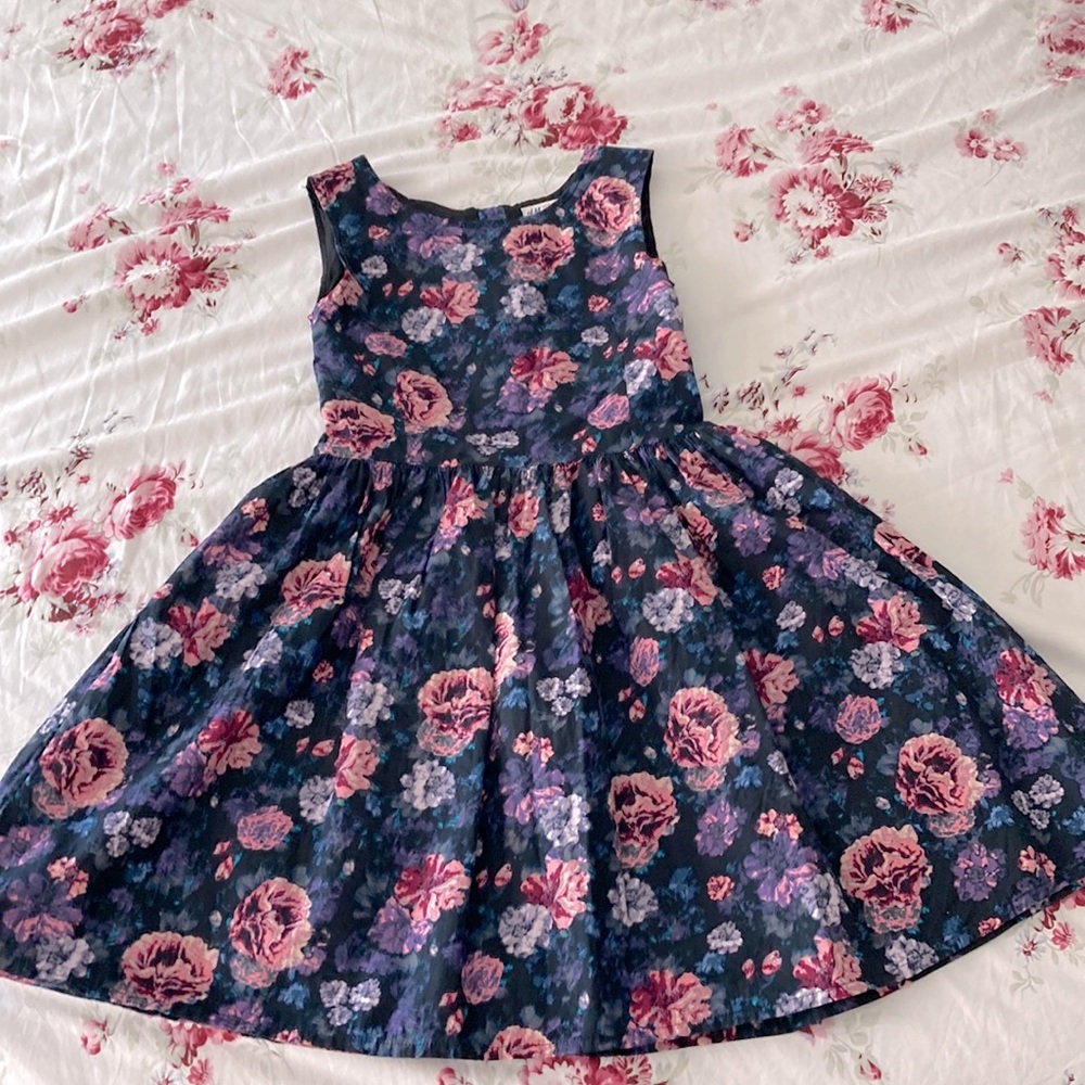 H&M’s Little Girl’s Floral Dress Size US 11-12Y Navy Blue, Black, Pink, Purple